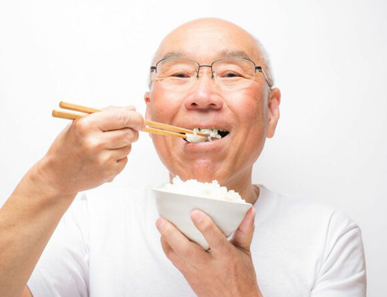 柏市・我孫子市の訪問歯科、すえいし歯科矯正歯科 歯科訪問部の摂食嚥下（飲み込み）