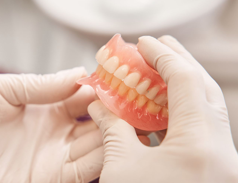 柏市・我孫子市の訪問歯科、すえいし歯科矯正歯科 歯科訪問部の訪問歯科