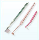 柏市・我孫子市の訪問歯科、すえいし歯科矯正歯科 歯科訪問部の口腔ケアアイテムの例